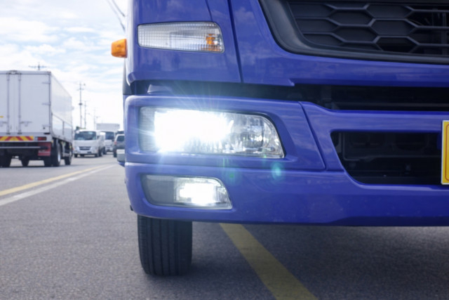 Mitsubishi Fuso fighter Middle Wing body TKG-FK61F(103176) 3枚目