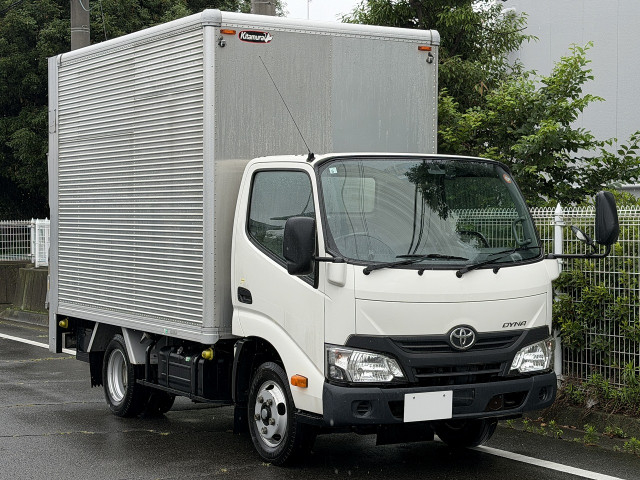 トヨタ ダイナ 小型 バン TPG-XZU605(109079) 2枚目