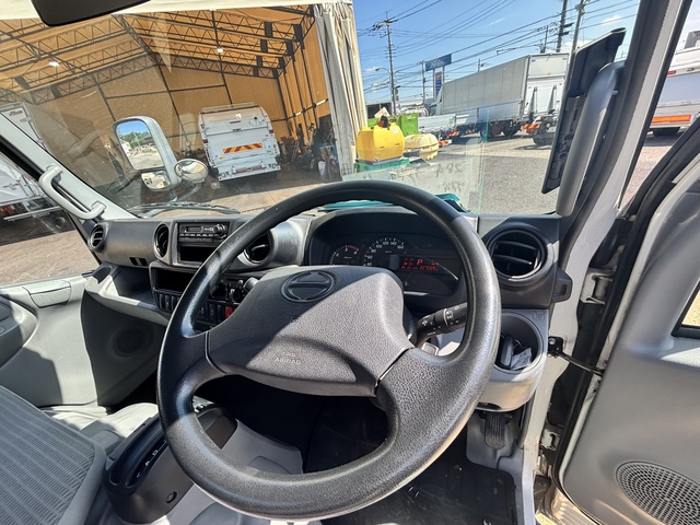 日野 デュトロ 小型 平ボディ TKG-XZC605C(108583) 53枚目