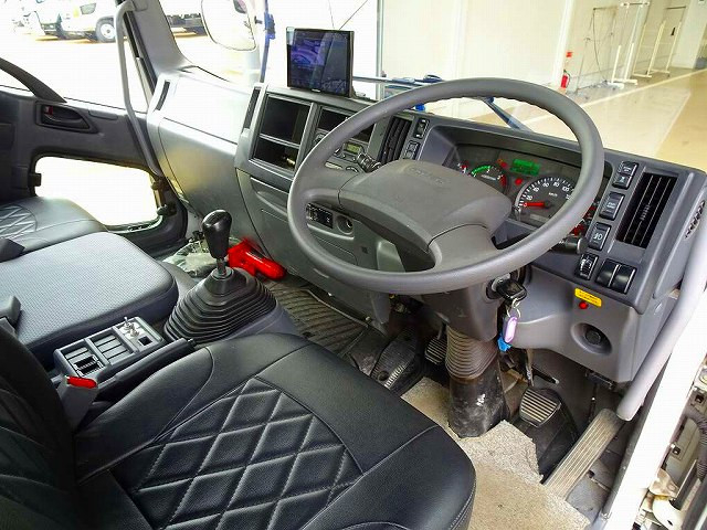 いすゞ フォワード 中型 コンテナ専用車 2RG-FRR90S2(109704) 5枚目