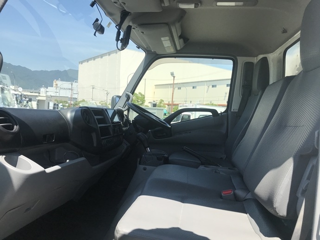 トヨタ トヨエース 小型 バン TKG-XZU710(6547) 21枚目