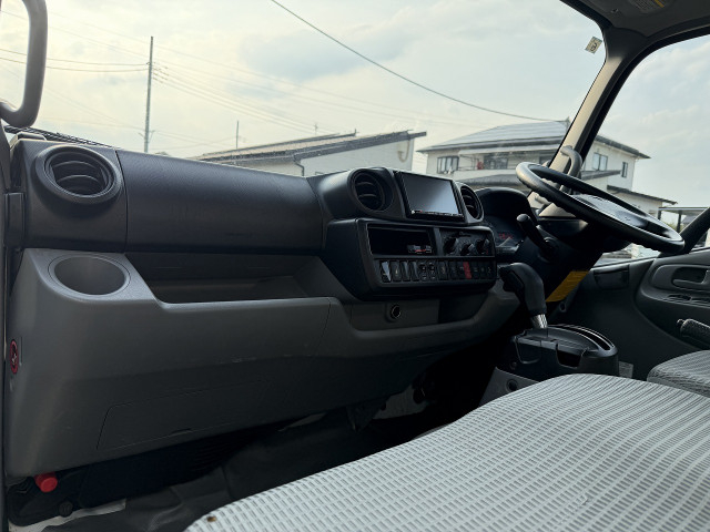 トヨタ ダイナ 小型 バン TPG-XZU605(109051) 22枚目