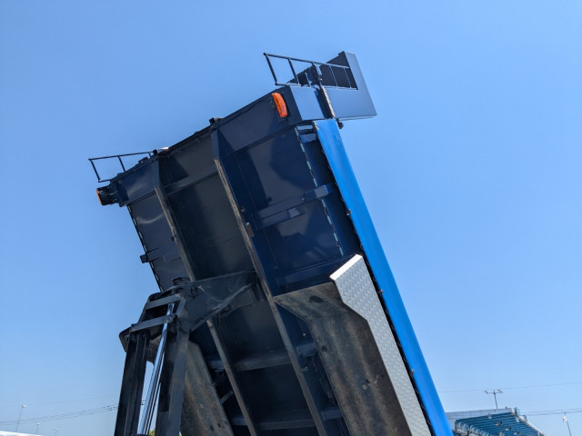 三菱ふそう スーパーグレート 大型 土砂ダンプ 2KG-FV70HX(111445) 28枚目