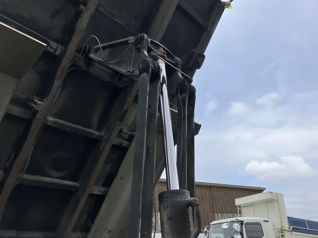 三菱ふそう 大型 土砂ダンプ QKG-FV60VX(113879) 30枚目
