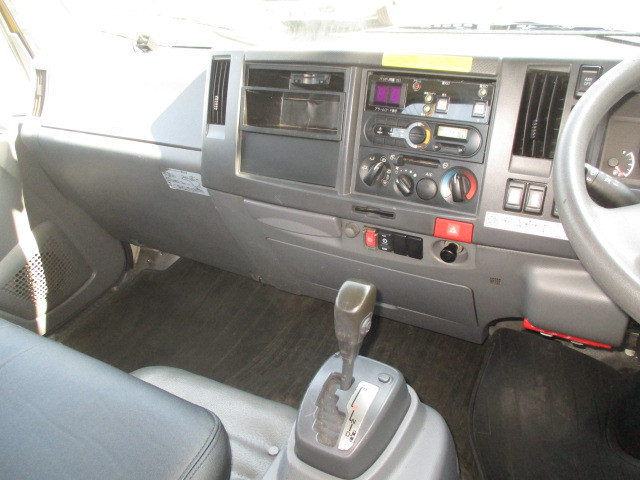 いすゞ エルフ 小型 平ボディ TPG-NPR85AR(103183) 10枚目