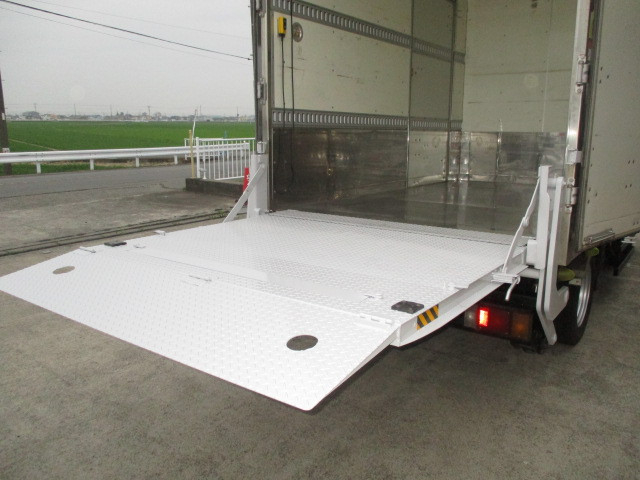 いすゞ エルフ 小型 バン TRG-NLS85AN(103185) 10枚目