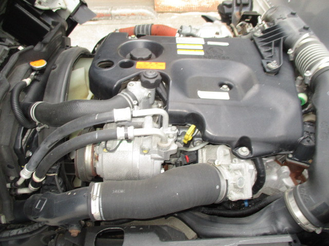 いすゞ エルフ 小型 バン TRG-NLS85AN(103185) 18枚目