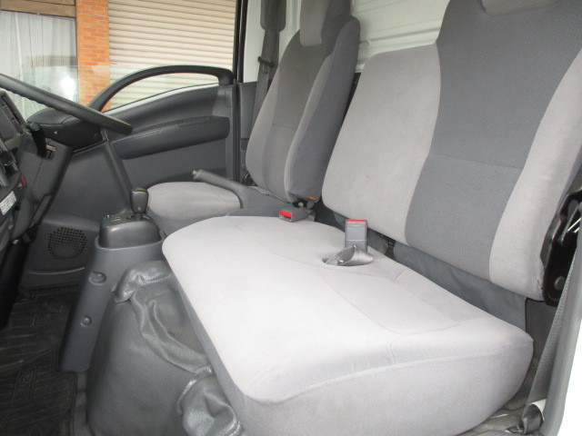 いすゞ エルフ 小型 バン TRG-NLS85AN(103185) 21枚目