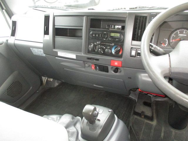 いすゞ エルフ 小型 バン TRG-NLS85AN(103185) 23枚目