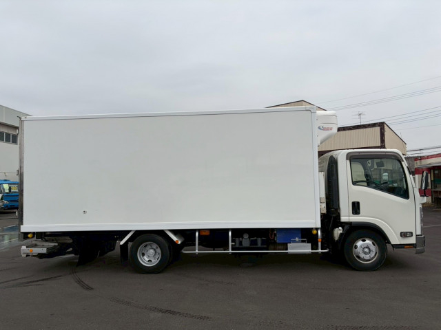 いすゞ エルフ 小型 冷蔵冷凍バン TRG-NPR85AN(103186) 9枚目