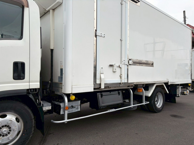 いすゞ エルフ 小型 冷蔵冷凍バン TRG-NPR85AN(103186) 16枚目