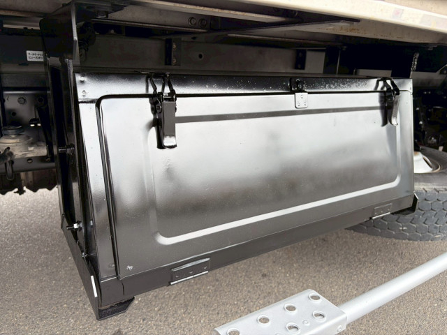 いすゞ エルフ 小型 冷蔵冷凍バン TRG-NPR85AN(103186) 19枚目
