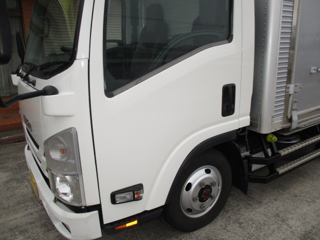 いすゞ エルフ 小型 バン TRG-NLS85AN(103185) 47枚目