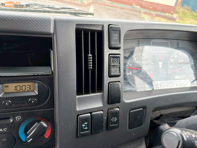 いすゞ エルフ 小型 冷蔵冷凍バン TRG-NPR85AN(103186) 47枚目