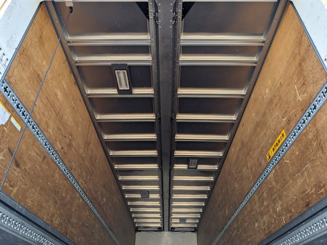 いすゞ ギガ 大型 ウィング QKG-CYJ77A(103188) 16枚目