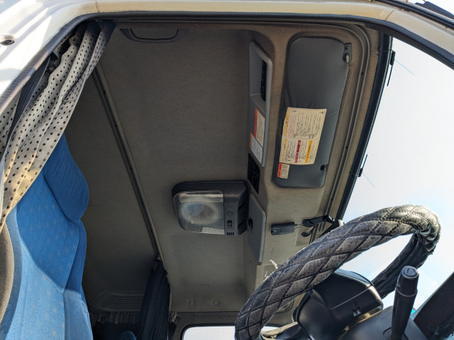 いすゞ ギガ 大型 ウィング QKG-CYJ77A(103188) 24枚目