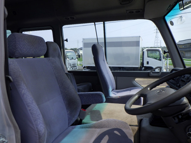 トヨタ コースター 小型 バス PDG-XZB50(103193) 9枚目