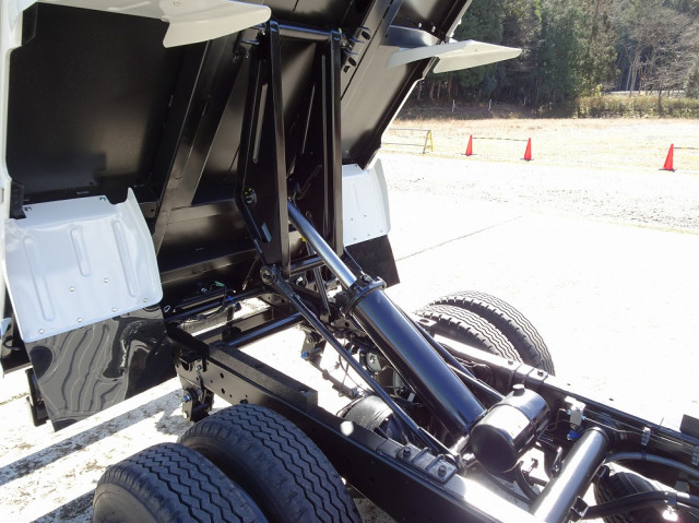 いすゞ エルフ 小型 土砂ダンプ 2RG-NKR88AM(103196) 18枚目