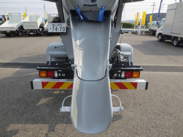 三菱ふそう ファイター 中型 ミキサー車 2KG-FK72F(103197) 15枚目