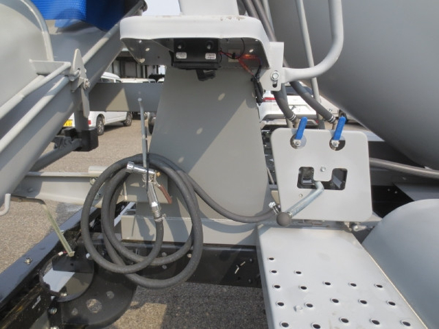 三菱ふそう ファイター 中型 ミキサー車 2KG-FK72F(103197) 19枚目