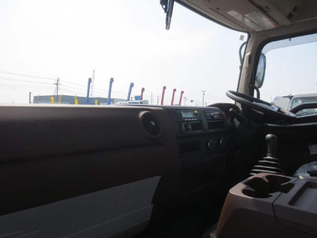 日野 レンジャー 中型 冷蔵冷凍バン 2KG-FD2ABG(103198) 22枚目