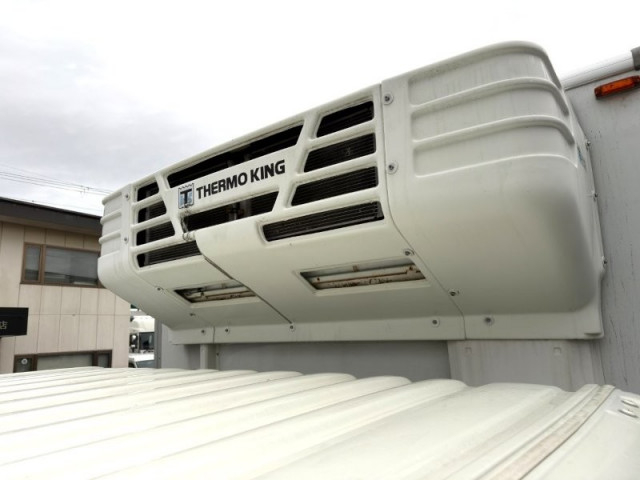 日野 レンジャー 中型 冷蔵冷凍バン 2KG-FD2ABG(103200) 12枚目