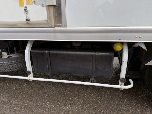 日野 レンジャー 中型 冷蔵冷凍バン 2KG-FD2ABG(103200) 18枚目