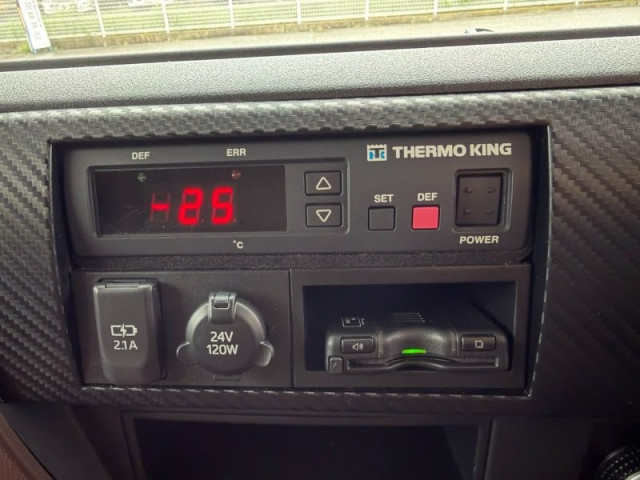 日野 レンジャー 中型 冷蔵冷凍バン 2KG-FD2ABG(103200) 25枚目