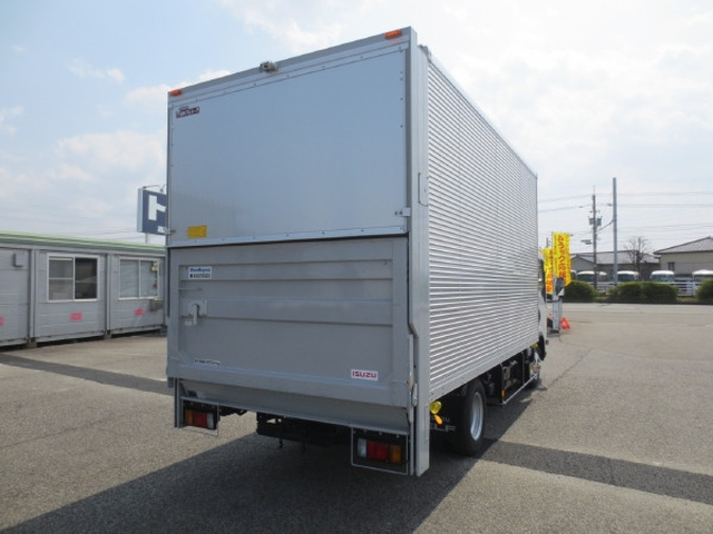 いすゞ エルフ 小型 バン 2RG-NPR88AN(103204) 4枚目