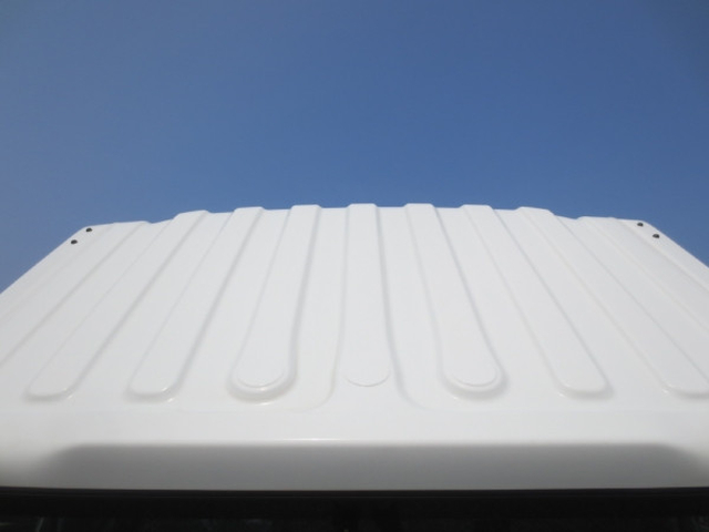 いすゞ エルフ 小型 バン 2RG-NPR88AN(103204) 17枚目