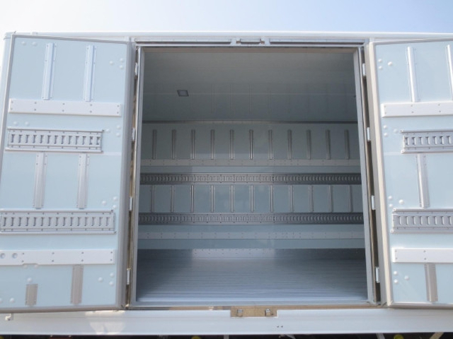 日野 レンジャー 中型 冷蔵冷凍バン 2KG-FD2ABG(103205) 11枚目