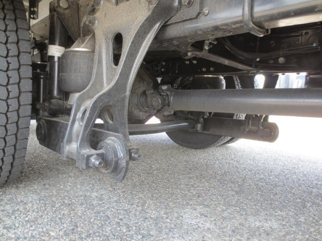 日野 レンジャー 中型 冷蔵冷凍バン 2KG-FD2ABG(103205) 18枚目