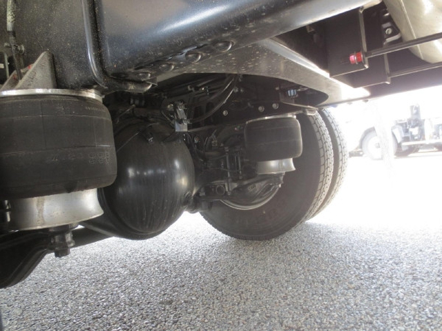 日野 レンジャー 中型 冷蔵冷凍バン 2KG-FD2ABG(103205) 19枚目