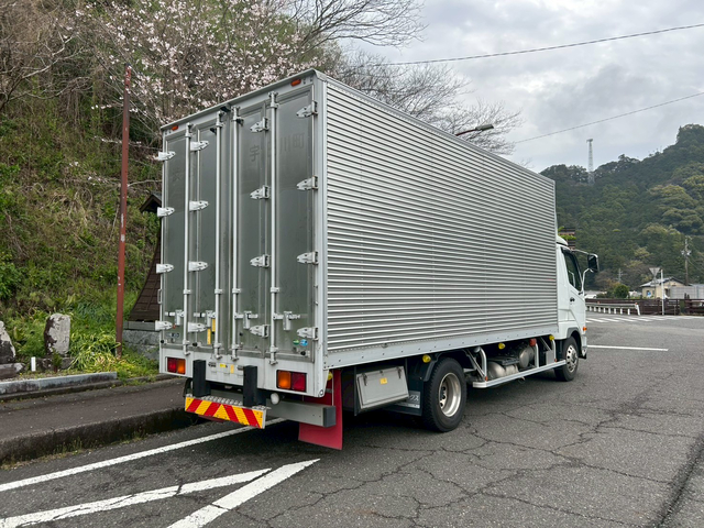 三菱ふそう ファイター 中型 バン 2KG-FK65F(103210) 4枚目