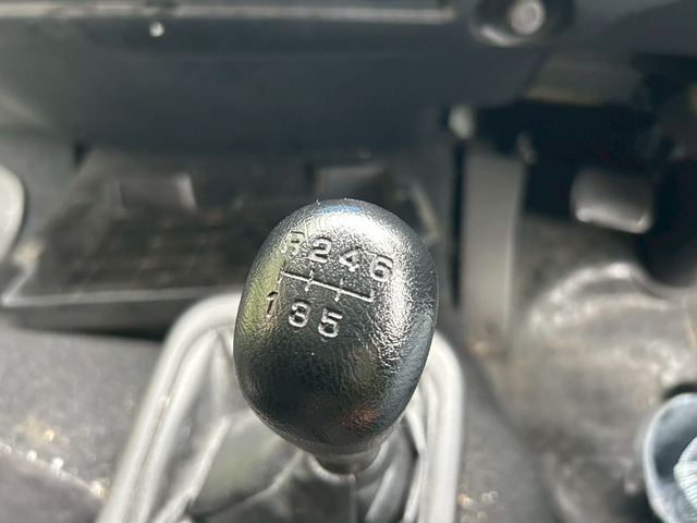 三菱ふそう ファイター 中型 バン 2KG-FK65F(103210) 10枚目