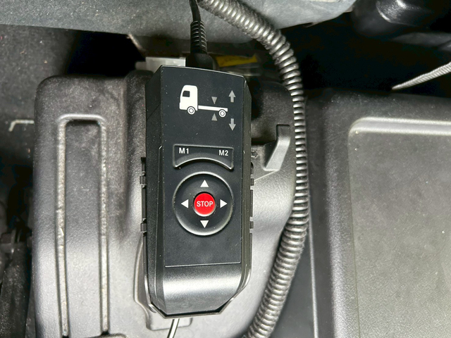 三菱ふそう ファイター 中型 バン 2KG-FK65F(103210) 9枚目