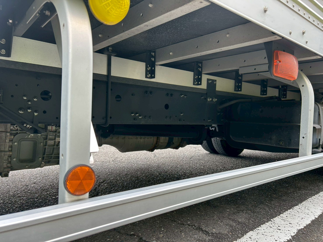 三菱ふそう ファイター 中型 バン 2KG-FK65F(103210) 17枚目