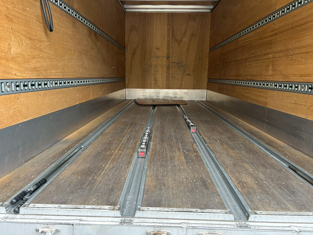 三菱ふそう ファイター 中型 バン 2KG-FK65F(103210) 19枚目