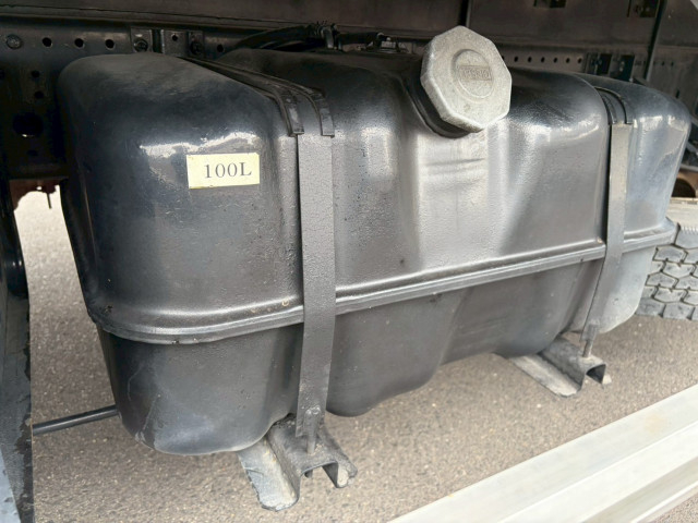 いすゞ フォワード 中型 ウィング TKG-FRR90T2(103245) 16枚目