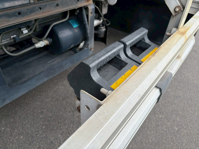 いすゞ フォワード 中型 ウィング TKG-FRR90T2(103245) 25枚目