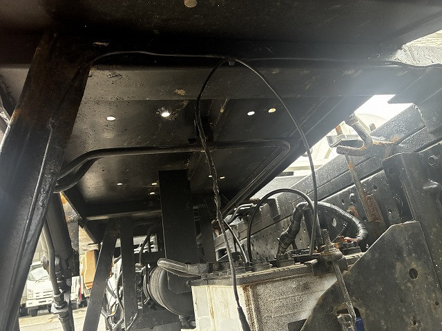 いすゞ エルフ 小型 キャリアカー TDG-NPS85AN(103247) 32枚目