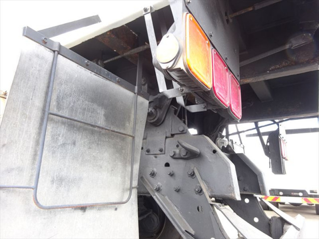 日野 プロフィア 大型 土砂ダンプ LKG-FS1AKAA(103254) 7枚目