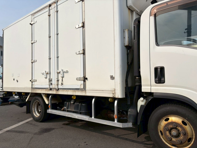いすゞ エルフ 小型 冷蔵冷凍バン BKG-NPR85AN(103256) 28枚目