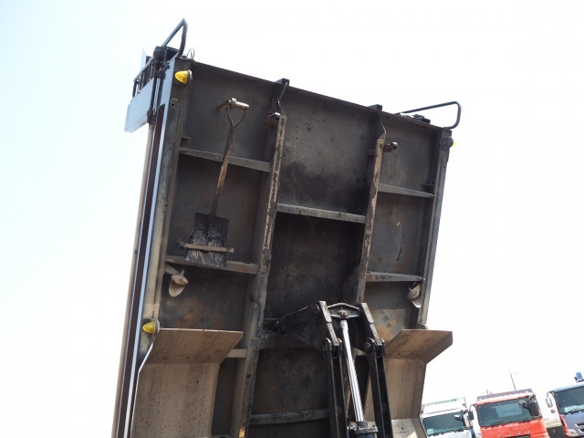 三菱ふそう ファイター 中型 土砂ダンプ PA-FK61F(103257) 11枚目