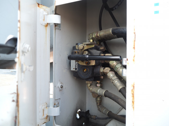 いすゞ エルフ 小型 高所作業車 PB-NKR81AN(103261) 16枚目