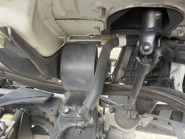 いすゞ エルフ 小型 平ボディ PB-NPR81AR(103263) 28枚目