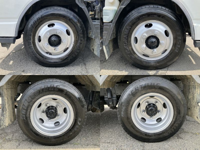 三菱ふそう キャンター 小型 平ボディ（クレーン付） KK-FE72EC(103266) 28枚目