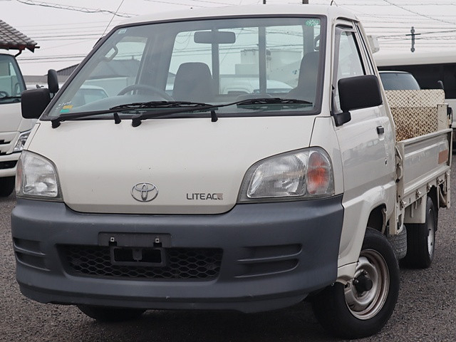 トヨタ ライトエース 小型 平ボディ GK-KM75(103268) 1枚目