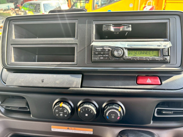 三菱ふそう 小型 平ボディ（クレーン付） 2RG-FEB80(103279) 15枚目