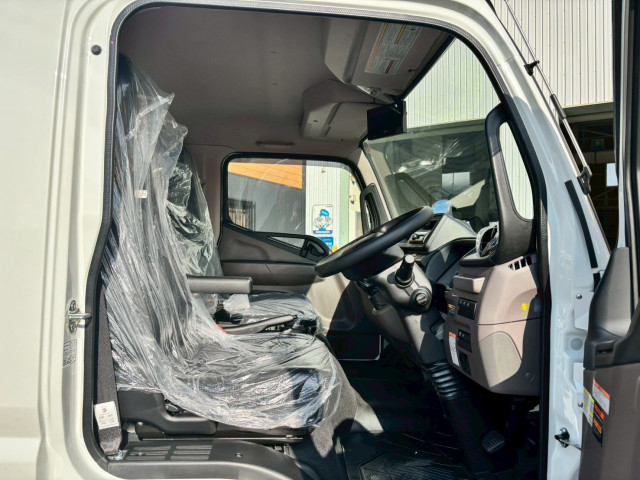 三菱ふそう 小型 平ボディ（クレーン付） 2RG-FEB80(103279) 20枚目